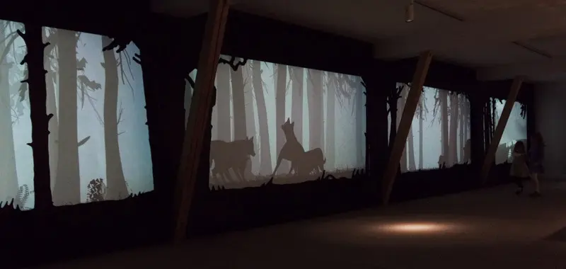 Rückprojektion eines Wolfsrudels